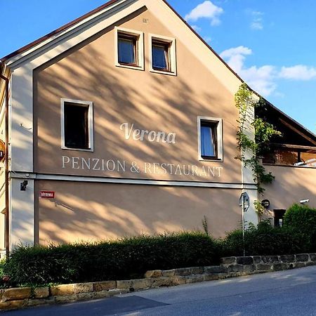 Pension Verona โนวีบอร์ ภายนอก รูปภาพ