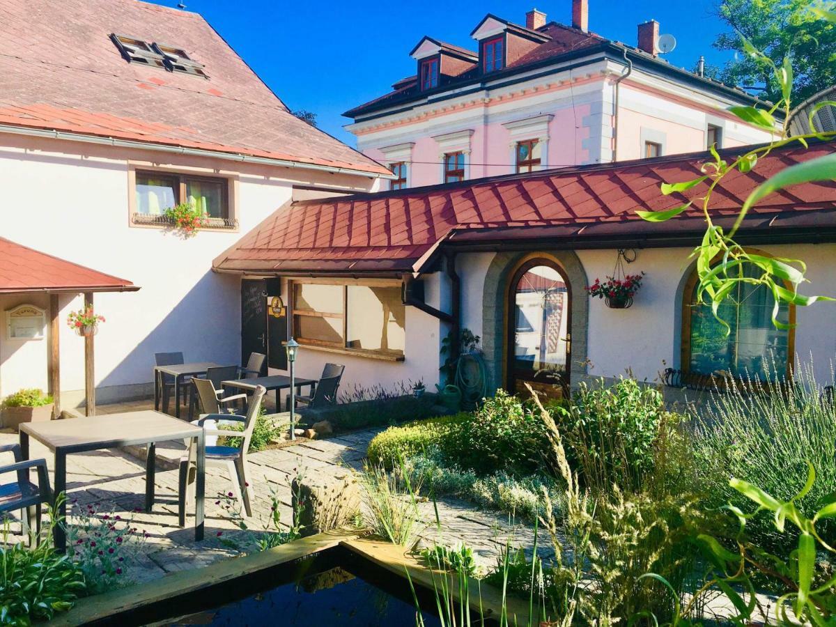 Pension Verona โนวีบอร์ ภายนอก รูปภาพ